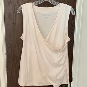 Sleeveless casual top cream
